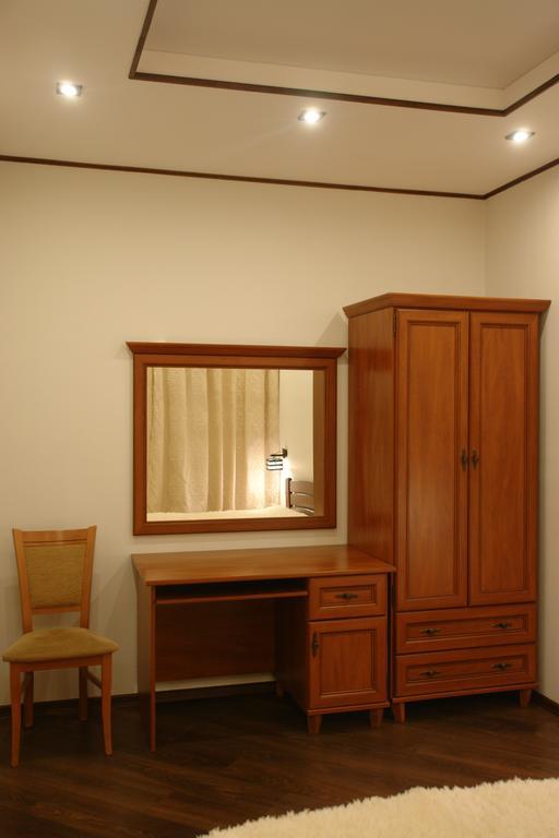 Hotel Sicilia Çornomorsk Dış mekan fotoğraf
